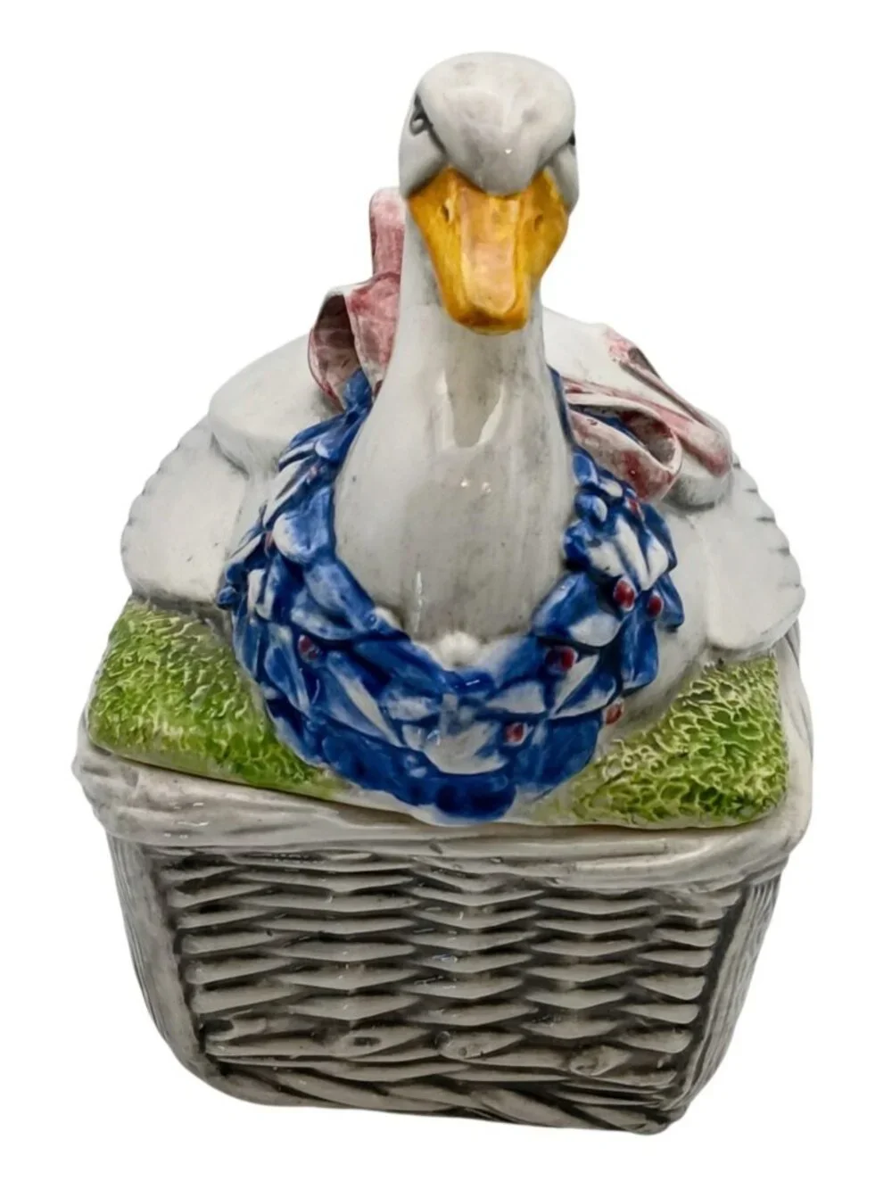 Heritage Ceramics Country Wares Goose Covered Dish Basket Weave 9in Vintage